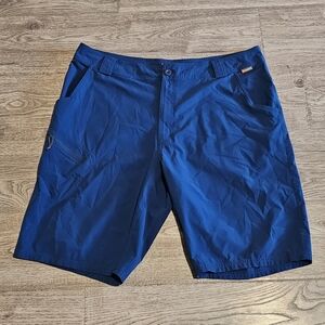Simms Challenger Cargo Shorts - Blue - Size 40x11 - Excellent Condition